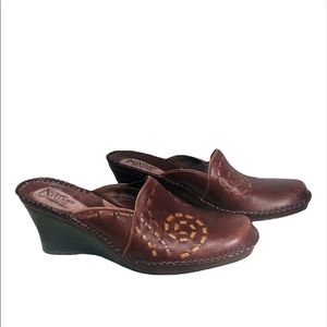 Clarks Artisan Collection Brown Leather Mules